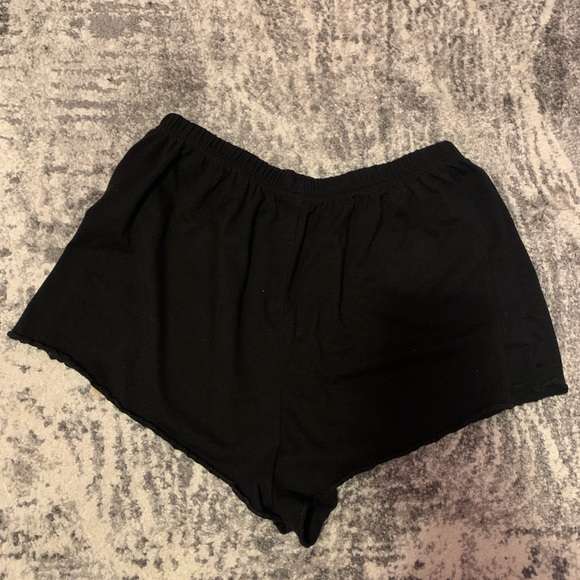 Shein black sleeping shorts - Picture 2 of 2
